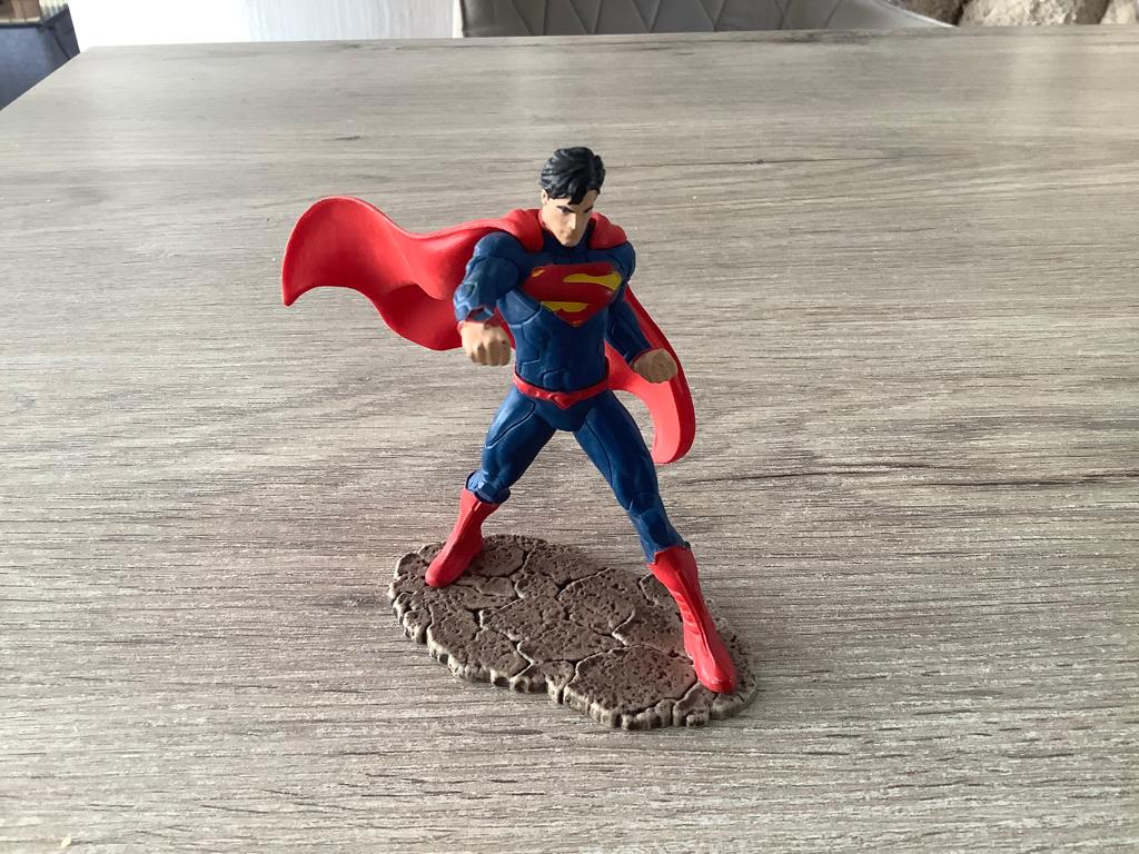 Superman character op voetje (10 cm), Ophalen of Verzenden, Zo goed als nieuw, Film, Actiefiguur of Pop