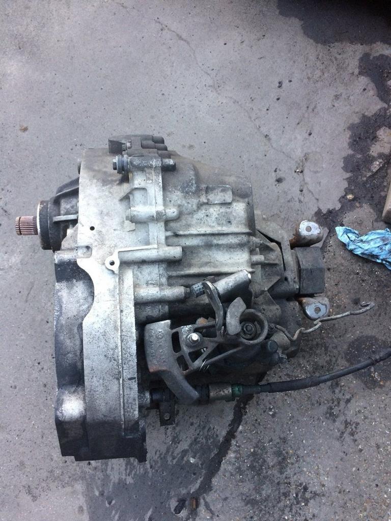 Volkswagen T5 2.5 6 bak versnellingsbak, Auto-onderdelen, Transmissie en Toebehoren, Volkswagen, Gebruikt, Ophalen