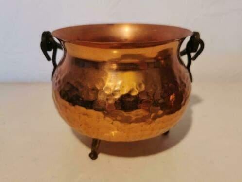 Chaudron en cuivre, Enlèvement, Cuivre