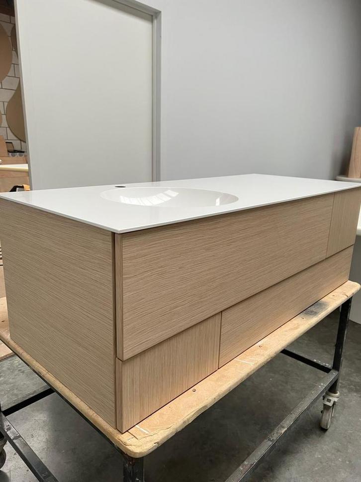 Badkamer meubel met lavabo, Maison & Meubles, Salle de bain | Meubles de Salle de bain, Comme neuf, Enlèvement