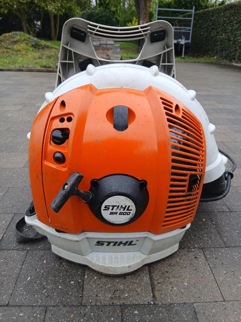 Stihl BR600, Ophalen, Gebruikt, Benzine, Ruggedragen