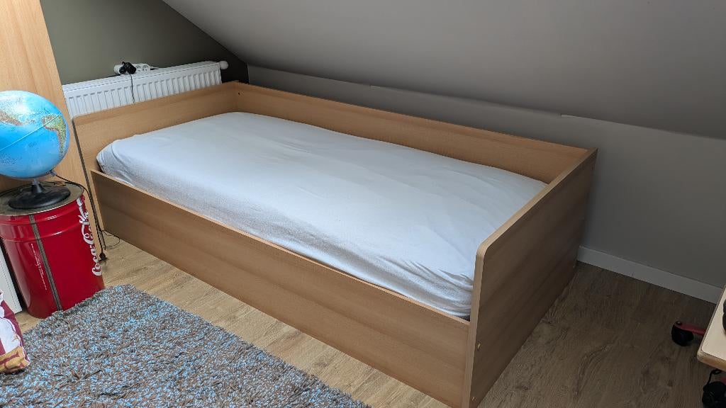Bed 1 persoons, Maison & Meubles, Chambre à coucher | Lits, Utilisé, Une personne, 90 cm, 190 cm ou moins, Bois, Brun, Enlèvement