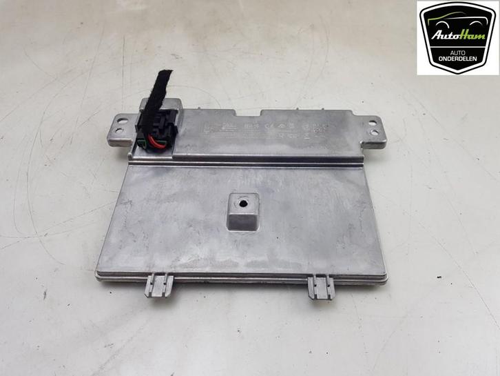 DIVERSEN Tesla Model Y (5YJY) (|175510000D|175510000B|), Auto-onderdelen, Overige Auto-onderdelen, Overige automerken, Gebruikt