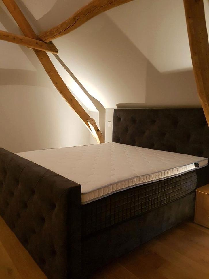 Boxspring +matrassen 180x200 NIEUWSTAAT, Huis en Inrichting, Slaapkamer | Boxsprings, Ophalen