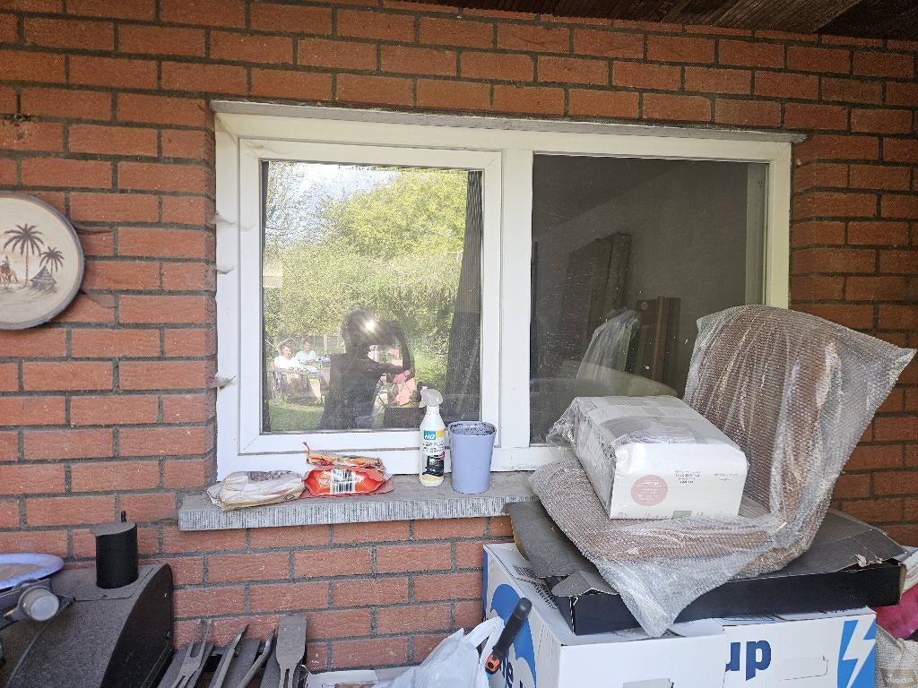 Nouvelles fenêtres en PVC blanc, Bricolage & Construction, Vitres, Châssis & Fenêtres, Neuf, Fenêtre de façade ou Vitre, Enlèvement