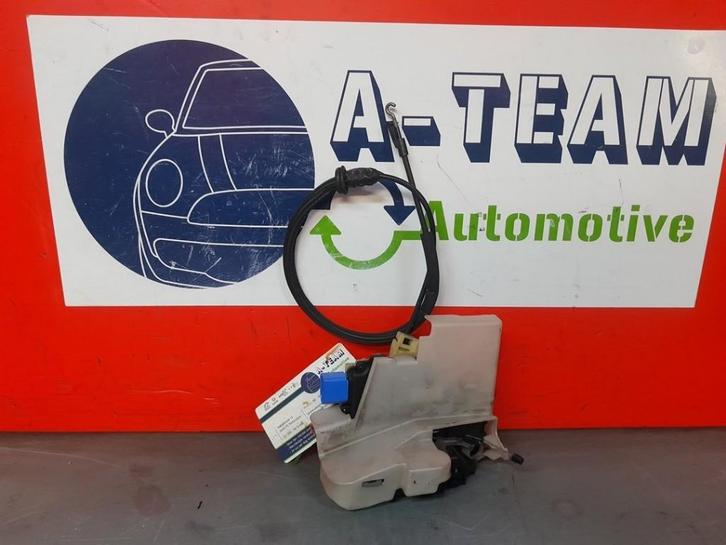 BARRE DE SERRURE DE PORTE AVANT GAUCHE Polo IV (9N1 / 2/3), Autos : Pièces & Accessoires, Autres pièces automobiles, Volkswagen