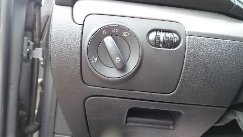 INTERRUPTEUR D'ECLAIRAGE Golf VI (5K1) (3C8941431BFKZ), Utilisé, Volkswagen