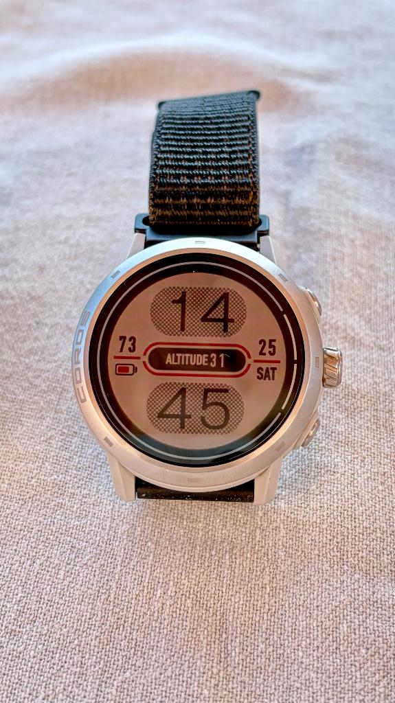 Coros apex pro 2, Sports & Fitness, Course, Jogging & Athlétisme, Autres marques, Course à pied, Comme neuf, Enlèvement