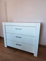 Witte ladekast, Enlèvement