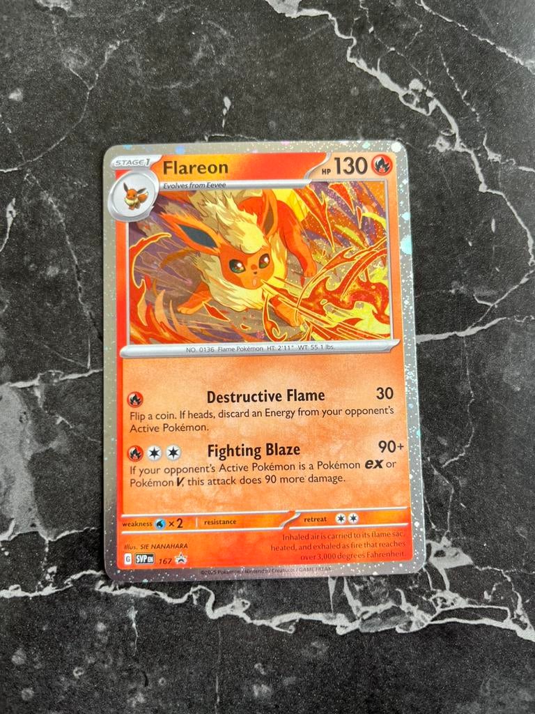 Flareon Black Star Promo 167 Prismatic Evolutions, Hobby en Vrije tijd, Verzamelkaartspellen | Pokémon, Ophalen of Verzenden, Zo goed als nieuw