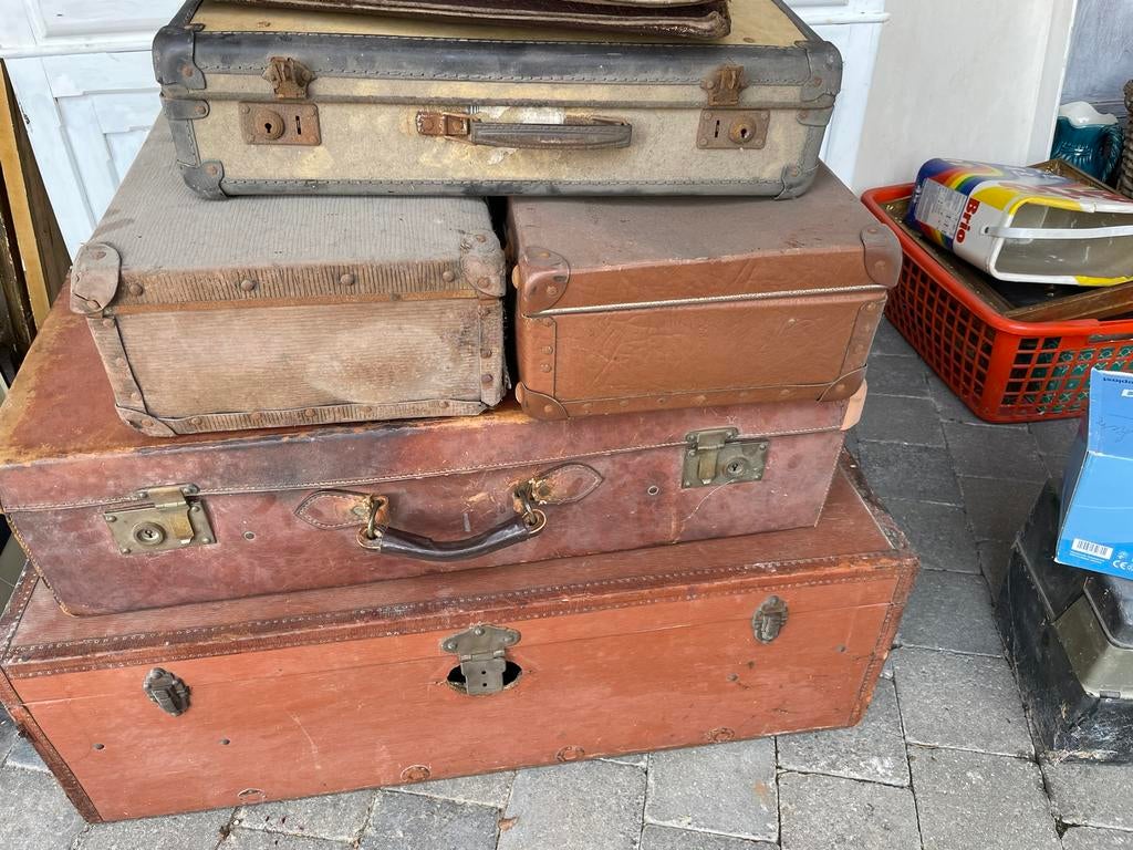 Lot oude koffers, Enlèvement, Comme neuf