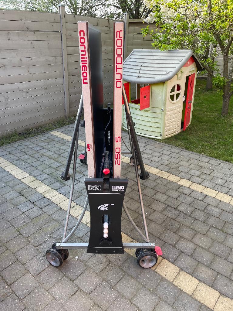 Ping Pong tafel, Ophalen, Zo goed als nieuw