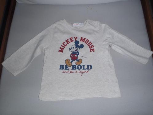 t-shirt longues manches beige taille 68 Mickey Mouse, Enfants & Bébés, Vêtements de bébé | Taille 68, Comme neuf, Garçon, Autres types