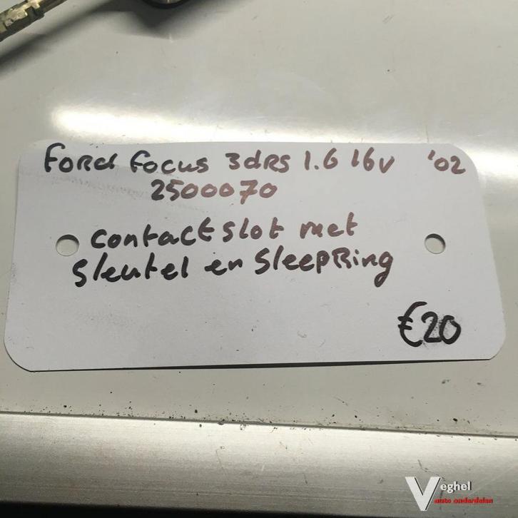 Ford Focus 3 drs 1.6 16v 2002 wagennr 250070   Contactslot m, Auto-onderdelen, Carrosserie, Gebruikt, Ophalen of Verzenden