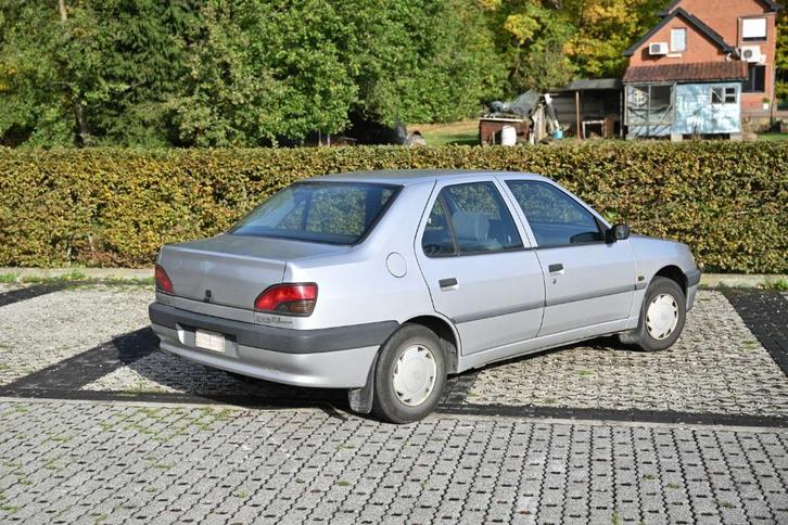 Peugeot 306 - Reference - Diesel - 1997 - 149 500 km, Auto's, Peugeot, Particulier, Airbags, Diesel, 5 deurs, Handgeschakeld, Zilver of Grijs