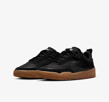 Nike SB Day One - 'Black-Gum' (Kids) beschikbaar voor biedingen