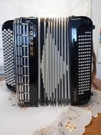 Accordeon, Muziek en Instrumenten, Accordeons, Ophalen, Met riemen, Zo goed als nieuw, Knopaccordeon