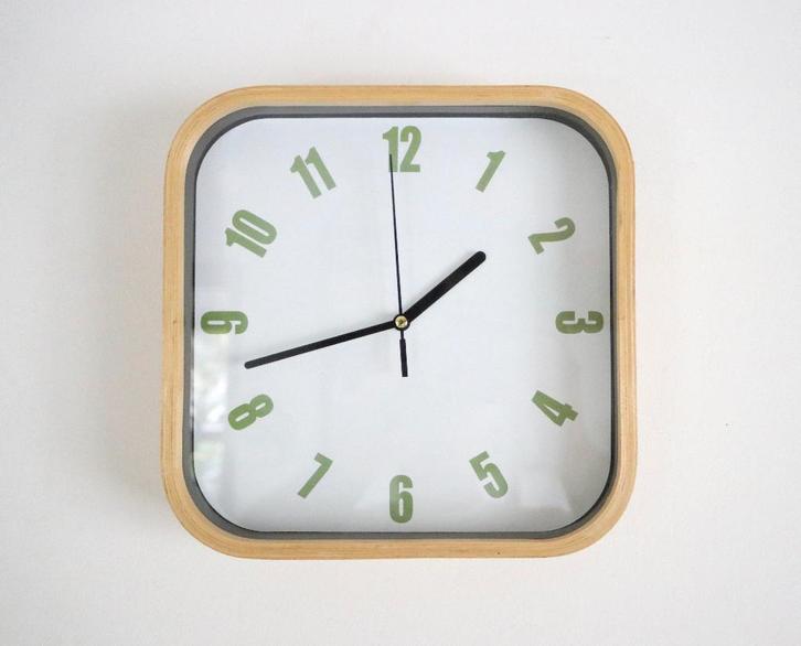 Vintage Ikea wall clock Johanna Jelinek - Piro Wandklok, Huis en Inrichting, Woonaccessoires | Klokken, Wandklok, Analoog, Ophalen of Verzenden