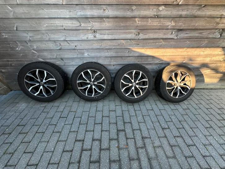 Winterbanden met velg –17 inch Nissan + Kumho 215/60 R17 96H, Auto-onderdelen, Banden en Velgen, Band(en), Winterbanden, 17 inch