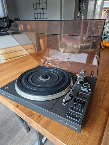 Philips 877 platenspeler voorzien van GP406 element beschikbaar voor biedingen