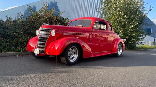Hod rot  chevy coupé 1938, Auto's, Oldtimers, Particulier, Chevrolet, Benzine, Coupé, 2 deurs, Automaat, Rood, Zwart, Leder en Stof