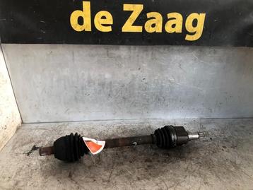 Aandrijfas links-voor van een Ford Focus beschikbaar voor biedingen