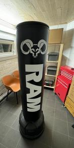 Staande Bokszak RAM (+ gevuld met +/- 125kg stenen), Sports & Fitness, Boxe, Comme neuf, Sac de boxe, Enlèvement