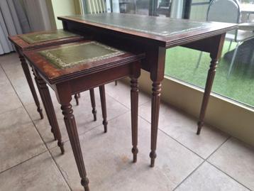 bijzet tafels  beschikbaar voor biedingen