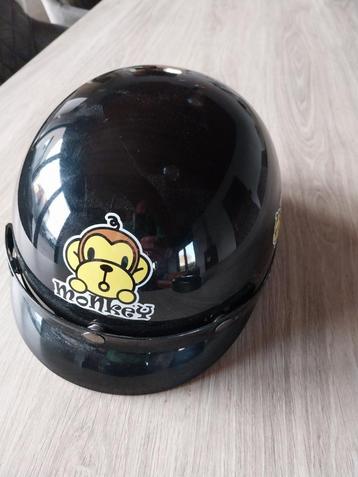 Motorhelm Monkey beschikbaar voor biedingen