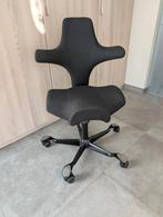 HAG Capisco 8106, Huis en Inrichting, Bureaustoelen, Ophalen, Zwart, Zo goed als nieuw, Bureaustoel