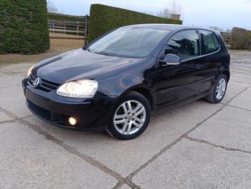 Golf 5/ benzine Euro 4/ 2007 / parkeer sensor / beschikbaar voor biedingen