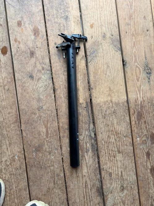 Lyti carbon zadelpen 30.9x400 in topconditie, Fietsen en Brommers, Fietsonderdelen, Zo goed als nieuw, Zadel, Ophalen of Verzenden