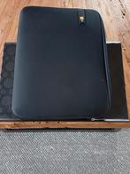 Laptop opstand en hoes, Computers en Software, Laptophoezen, Ophalen of Verzenden, Zo goed als nieuw