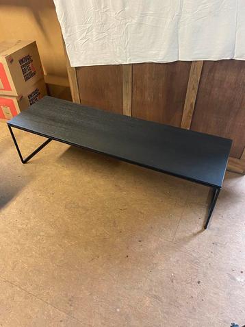 Salontafel  beschikbaar voor biedingen