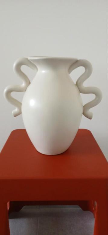 Ferm Living Verso Table Vase Cream beschikbaar voor biedingen