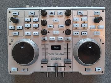 Hercules DJ Console MK4 met Philips microfoon, Musique & Instruments, DJ sets & Platines, Enlèvement ou Envoi, Neuf, DJ-Set, Autres marques