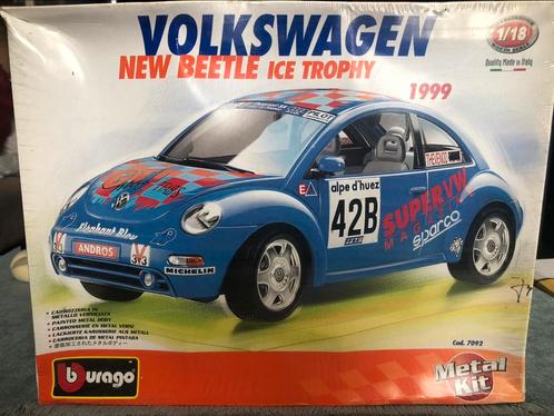 VW New Beetle “ice trophy” kit 1/18 van Burago, Hobby en Vrije tijd, Modelauto's | 1:18, Nieuw, Auto, Burago, Ophalen