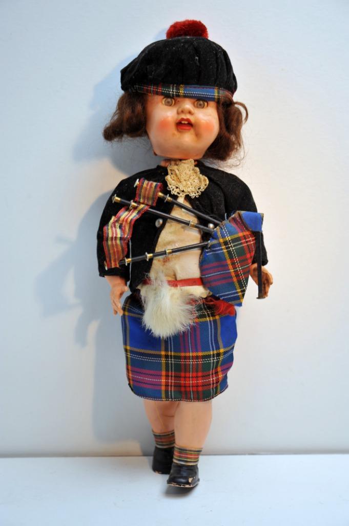 Scotland Doll Boy Piper vintage 1950, Antiek en Kunst, Curiosa en Brocante, Ophalen of Verzenden