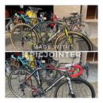 2 carbon gravelcyclocross-fietsen + 8 paar schijfwielen