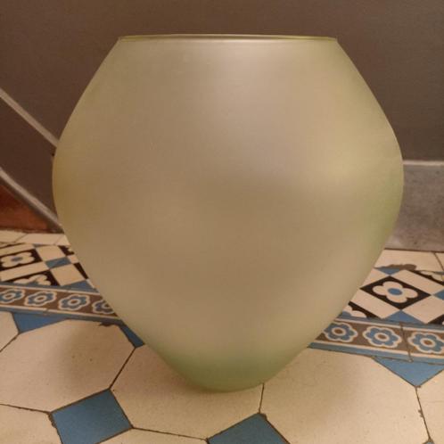 Grand vase en verre dépoli, Maison & Meubles, Accessoires pour la Maison | Vases, Comme neuf, Jaune, Moins de 50 cm, Verre, Enlèvement