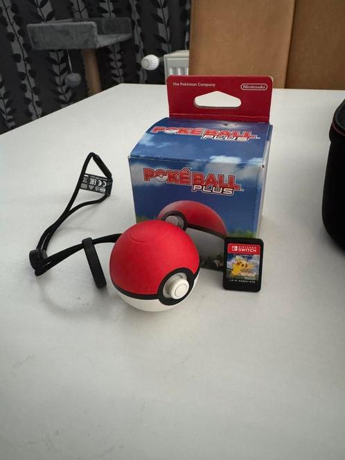 Nintendo Pokéball plus, Games en Spelcomputers, Spelcomputers | Nintendo Consoles | Accessoires, Zo goed als nieuw, Ophalen