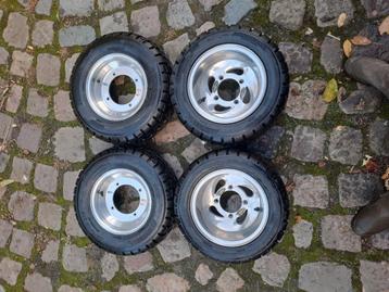 Jantes et pneus route quad Yamaha Raptor 700 et autres beschikbaar voor biedingen