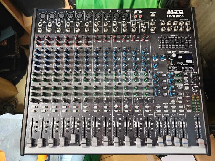 Table de mixage Alto Pro Live 1604 - état neuf !, Musique & Instruments, Tables de mixage, Comme neuf, 10 à 20 canaux, Entrée micro