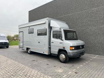 Mercedes 814D Kampeerwagen Trekhaak 3500kg Airco beschikbaar voor biedingen