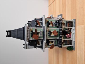 Haunted House 10228 replica compleet met alle minifigs. beschikbaar voor biedingen