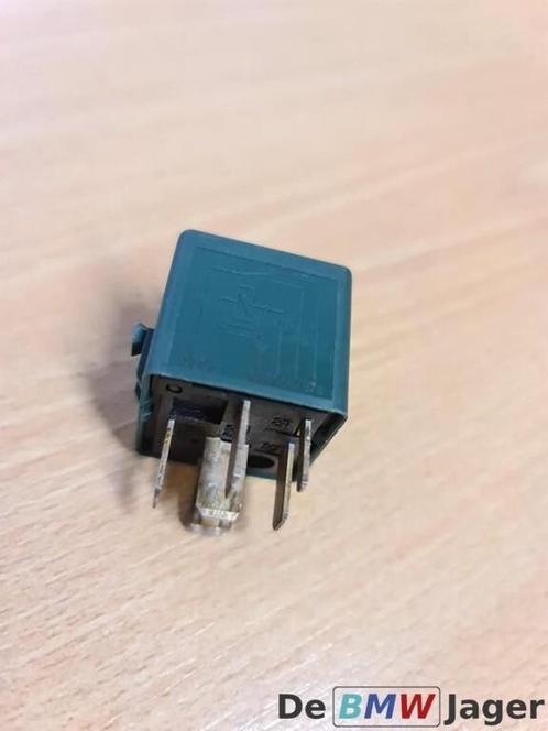 Relais BMW E31 E32 E34 E36 E46 E60 E61 E39 E38 61358350566, Auto-onderdelen, Elektronica en Kabels, BMW, Gebruikt, Ophalen of Verzenden