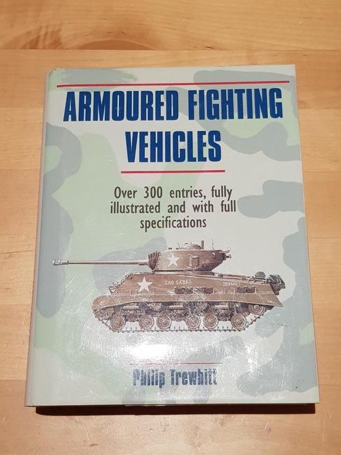 Véhicules blindés de combat (hc 2000), par Philip Trewhitt, Collections, Objets militaires | Général, Armée de terre, Enlèvement ou Envoi
