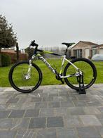 Mountainbike B-Twin 560, Fietsen en Brommers, Fietsen | Mountainbikes en ATB, Ophalen, Zo goed als nieuw