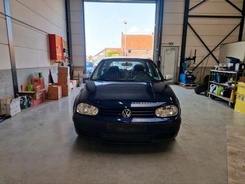 VOLKSWAGEN GOLF BJ 2001 167 000 KM DIESEL 1.9 SDI beschikbaar voor biedingen