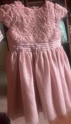 Robe de  fete 3-4 ans, Kinderen en Baby's, Babykleding | Maat 68, Ophalen, Meisje, Jurkje of Rokje, NBA ( primark)